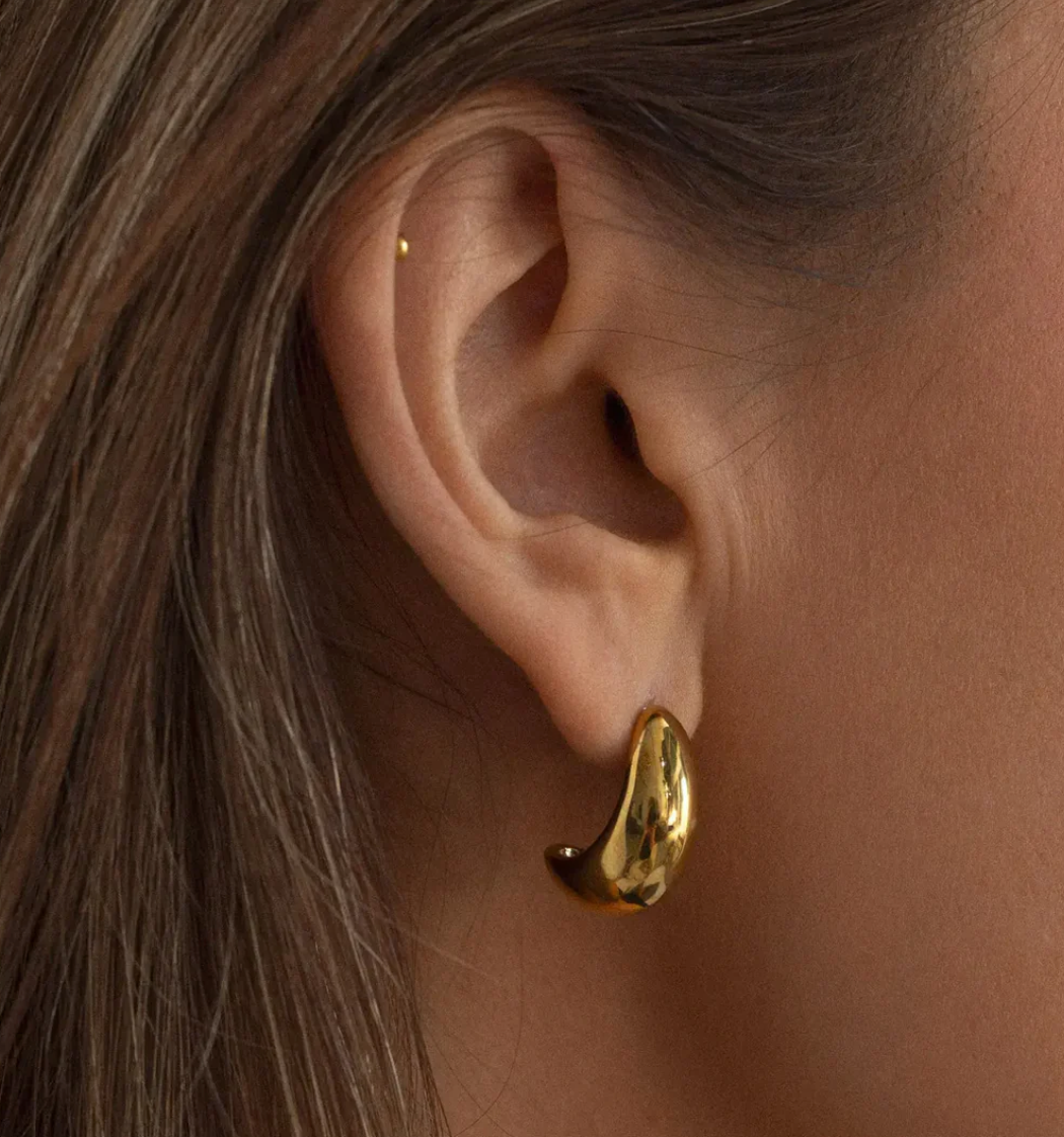 timi Beaux Classic Chunky Earrings